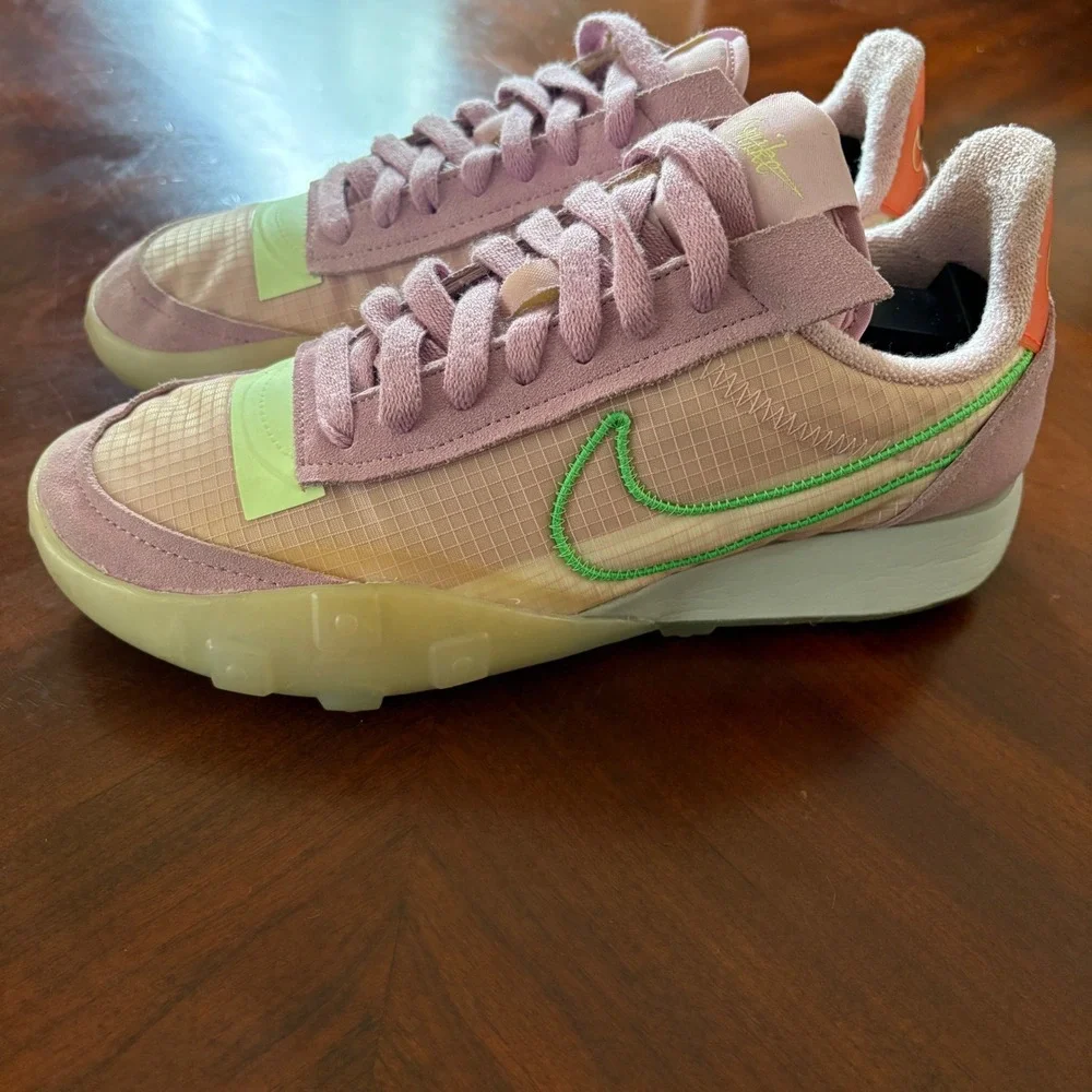 Nike Waffle Racer 2X Womens 8 Arctic Pink‎ Green CK6647-601